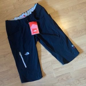 NWT The North Face Meteor Long Shorts (Capri Length), Size: 8